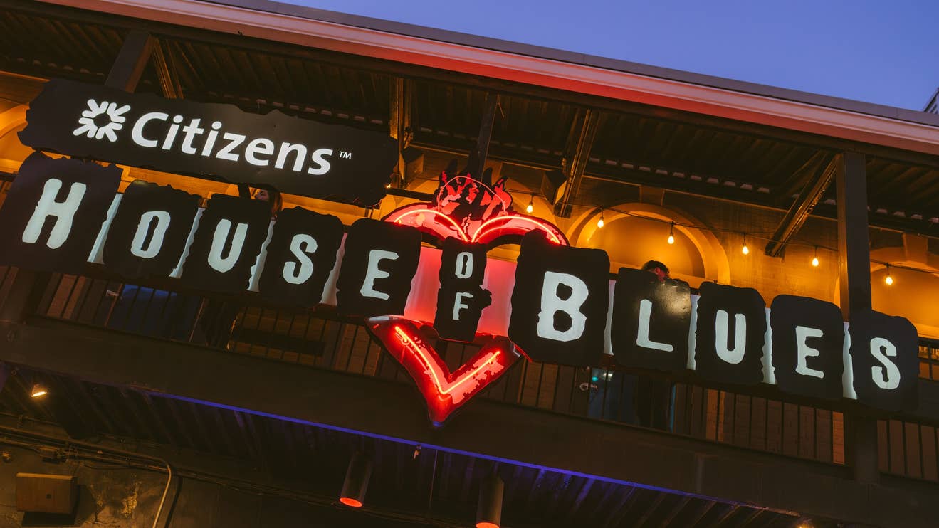 An exterior view of the Citizens House of Blues Boston signage